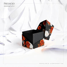 Cargar imagen en el visor de la galería, CAJA CÚSPIDE BOX