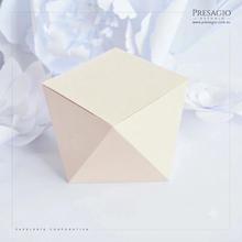 Cargar imagen en el visor de la galería, CAJA PRISMA BOX