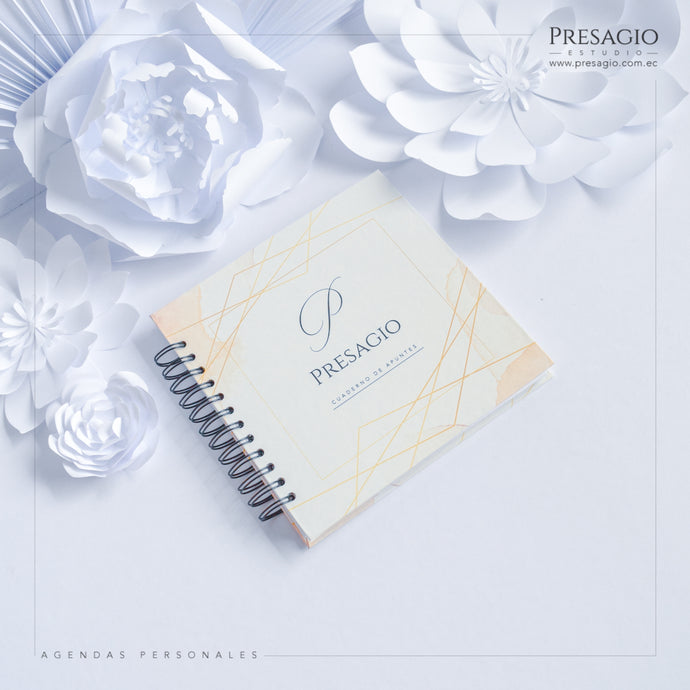 AGENDA PERSONAL MEDIANA ANILLADA - 20CM CUADRADO