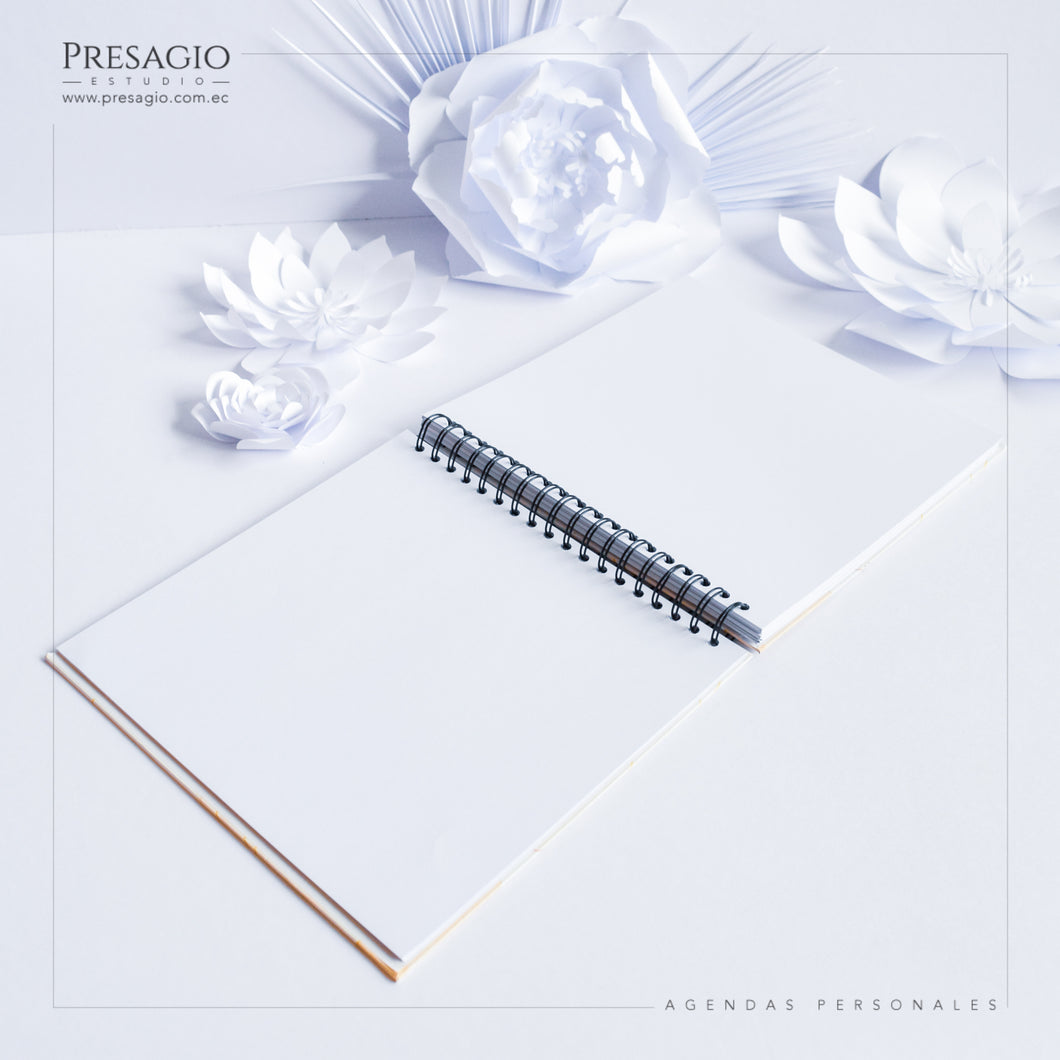 CUADERNO PERSONAL GRANDE ANILLADO - 25CM CUADRADO