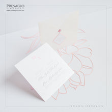 Cargar imagen en el visor de la galería, INVITACIÓN BELLE ENVELOPE FLOREAL