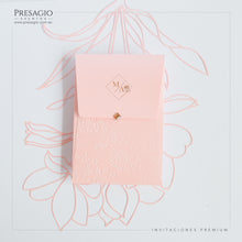 Cargar imagen en el visor de la galería, INVITACIÓN DUQUESA ENVELOPE FLOREAL