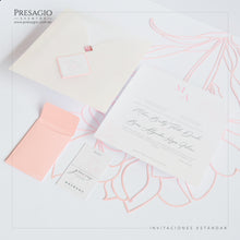 Cargar imagen en el visor de la galería, INVITACIÓN BELLE ENVELOPE FLOREAL
